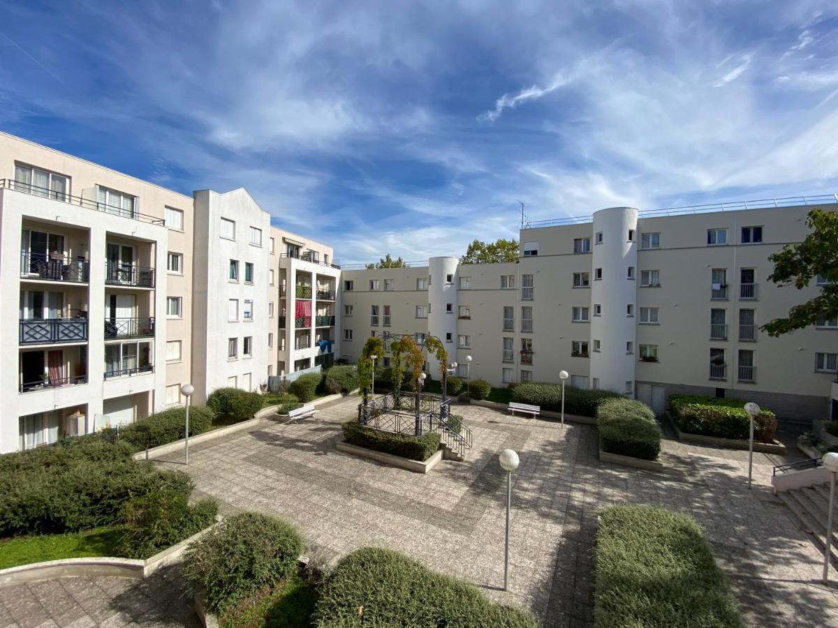 Le Beaugency Near Paris & Disneyland Champs-Sur-Marne Kültér fotó